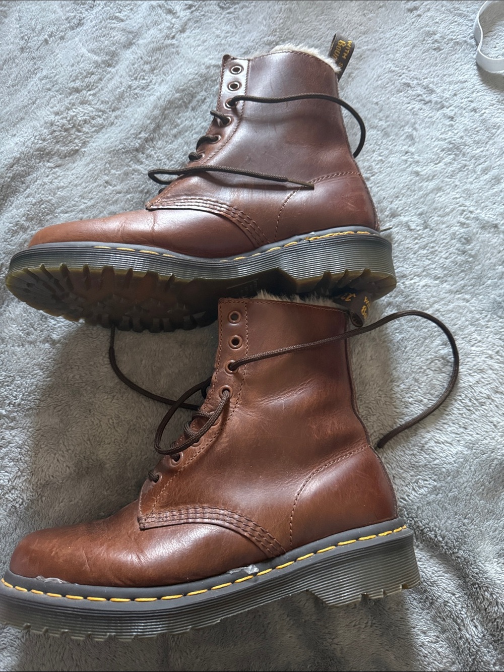Brown Leather Fur-Lined Lace-Up Boots - Picture 5 of 6